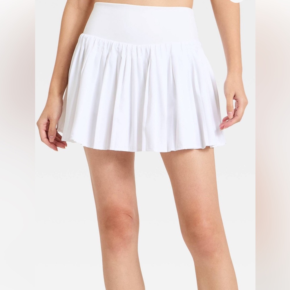 🌸2 for $25🌸 NWT Women’s high rise pleated White Mini skort built in shorts